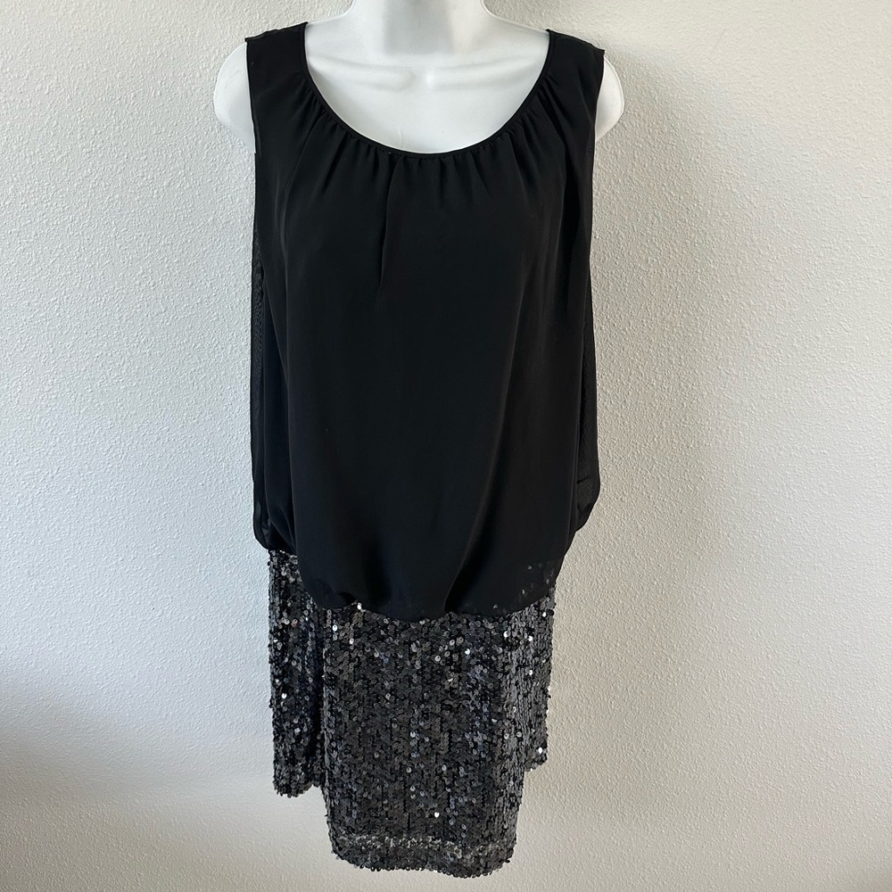 Adrianna Papell Black Fabric Detail cocktail dress size M